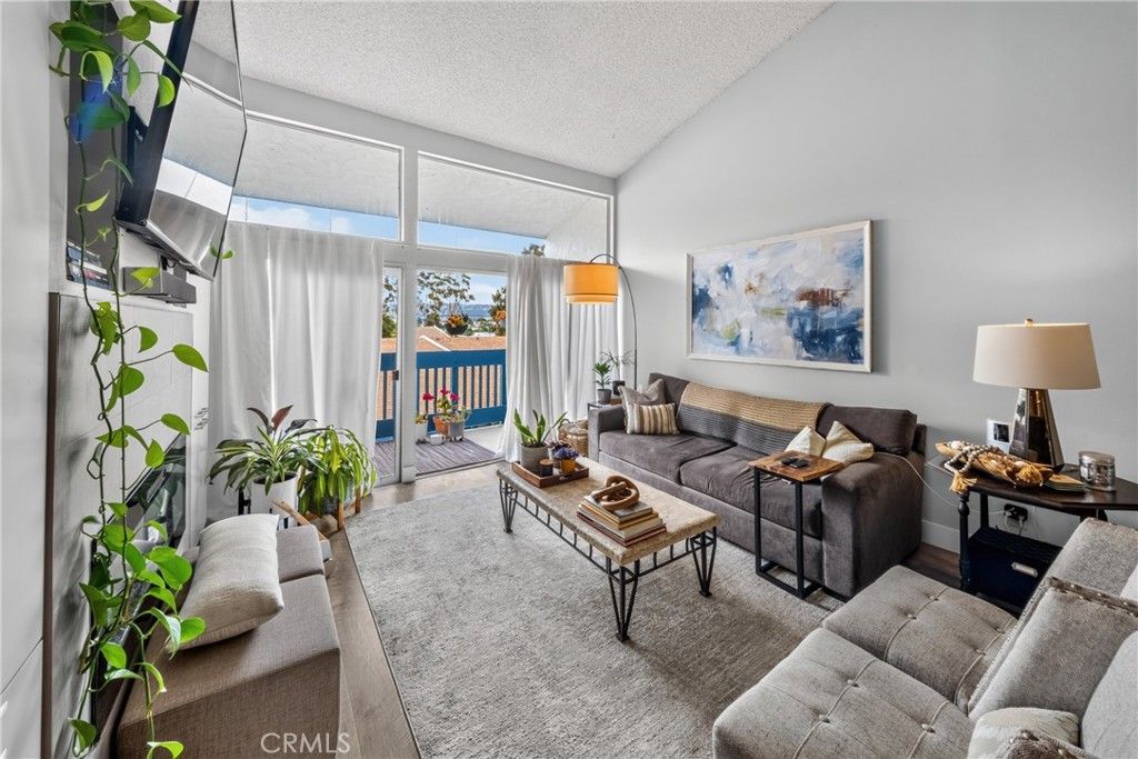 Image 1 of property listing at 800 Camino Real 302, Redondo Beach, CA 90277