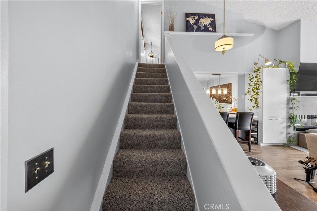 Image 13 of property listing at 800 Camino Real 302, Redondo Beach, CA 90277