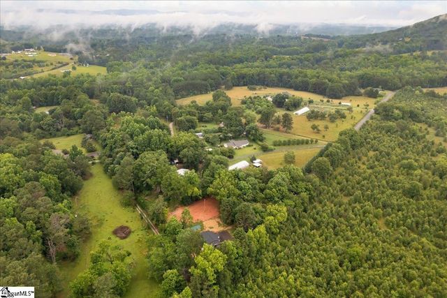 174 Holliday Road, Six Mile, SC 29682