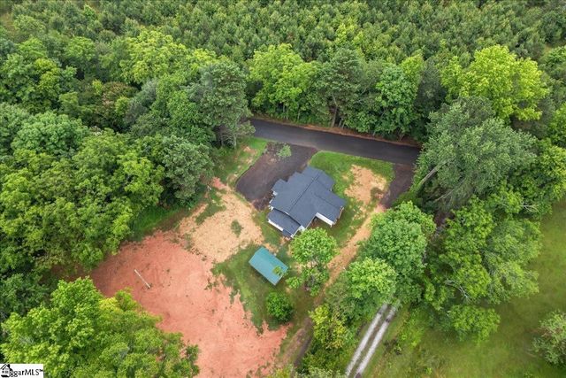 174 Holliday Road, Six Mile, SC 29682