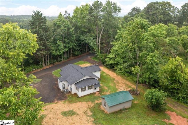 174 Holliday Road, Six Mile, SC 29682