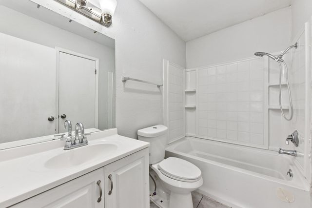 1210 Southport DR, Austin, TX 78704