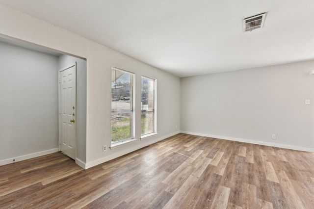 1210 Southport DR, Austin, TX 78704