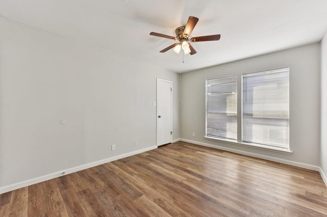 1210 Southport DR, Austin, TX 78704