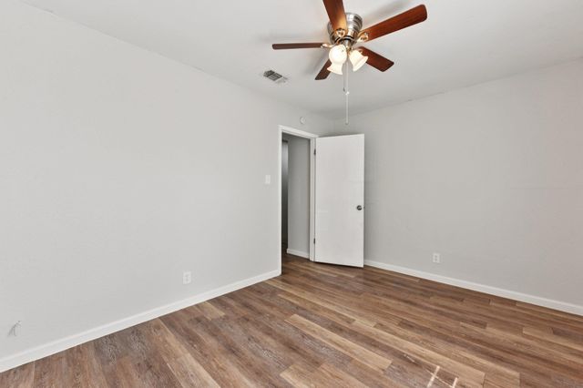 1210 Southport DR, Austin, TX 78704