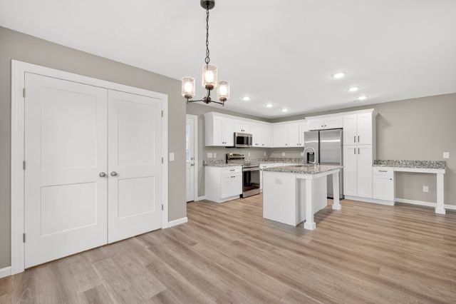 702 Adams Drive, Shelbyville, TN 37160