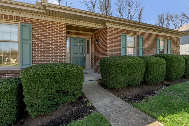 1112 Pepperhill Circle, Lexington, KY 40502