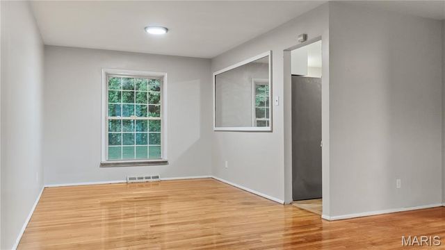 1805 Shardell Drive, St Louis, MO 63138
