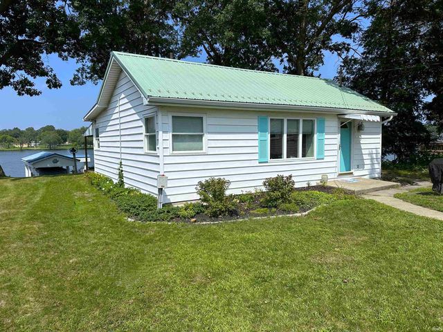 3342 N Shore Acres Court, Monticello, IN 47960