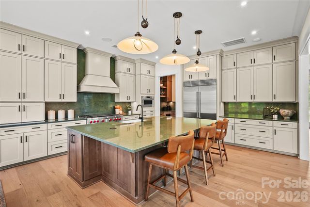 1012 McCoy Farm Drive, Wesley Chapel, NC 28104