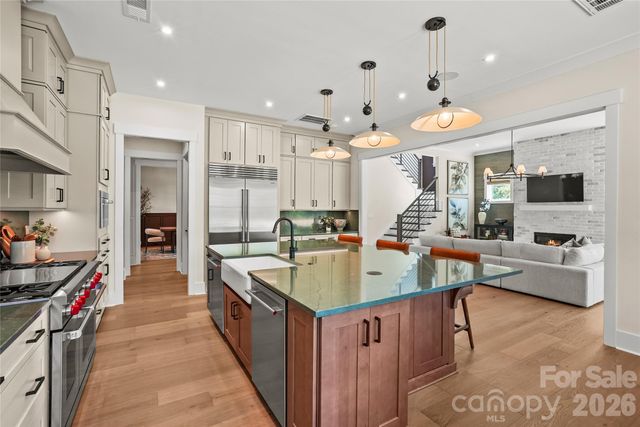 1012 McCoy Farm Drive, Wesley Chapel, NC 28104