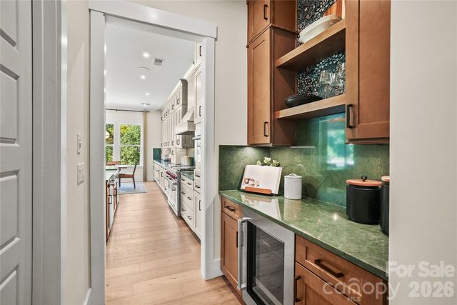 1012 McCoy Farm Drive, Wesley Chapel, NC 28104