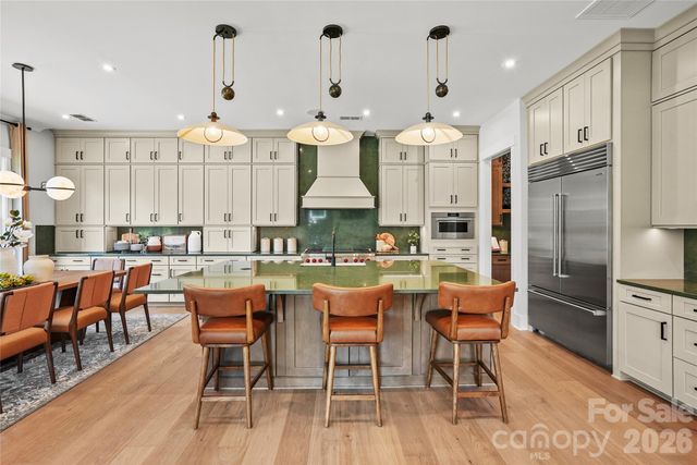 1012 McCoy Farm Drive, Wesley Chapel, NC 28104