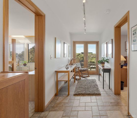 39574 Leeward Rd, The Sea Ranch, CA 95497