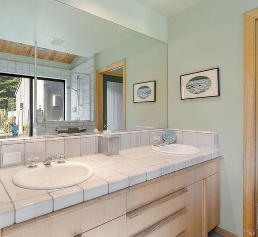 39574 Leeward Rd, The Sea Ranch, CA 95497