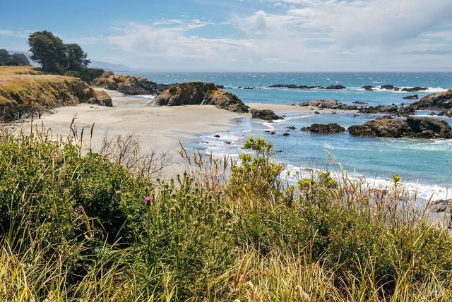 39574 Leeward Rd, The Sea Ranch, CA 95497