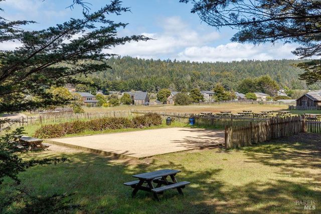 39574 Leeward Rd, The Sea Ranch, CA 95497