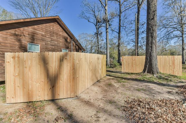24237 Creekwood Drive, Splendora, TX 77372