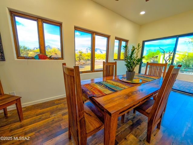 25 E Rudasill Road, Tucson, AZ 85704