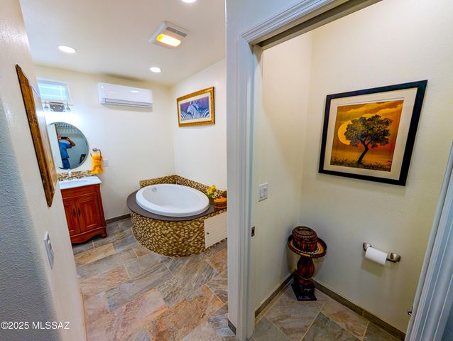 25 E Rudasill Road, Tucson, AZ 85704