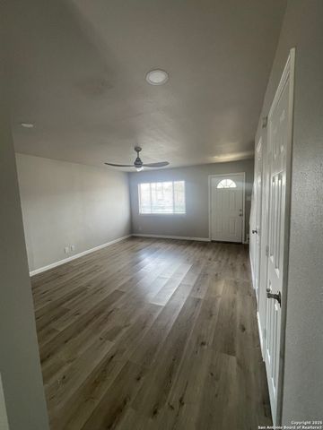 917 Oblate, San Antonio, TX 78216