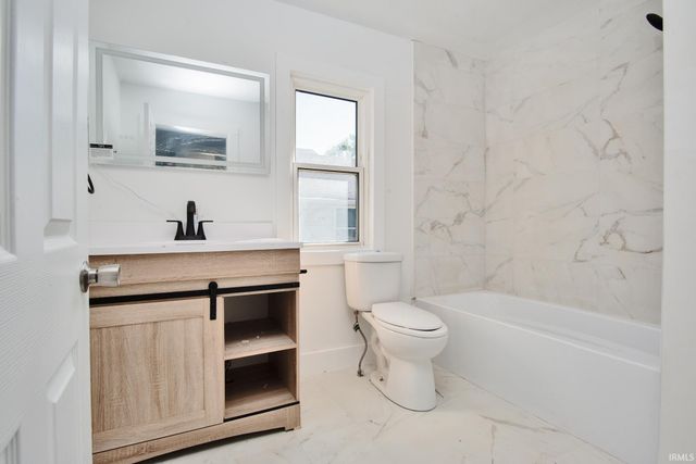 440 Penn Avenue, Fort Wayne, IN 46805