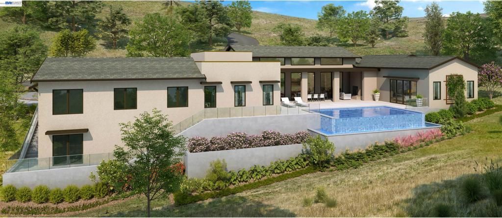 Image 2 of property listing at 22 The Nines, Lafayette, CA 94549