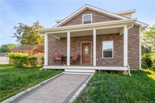 1 Alicia Lane B, Middletown, CT 06457