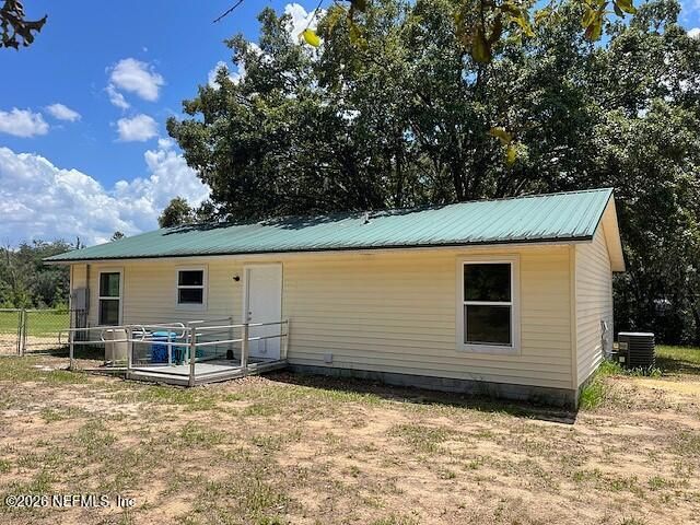 107 MILTON Avenue, Interlachen, FL 32148