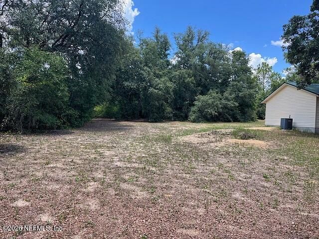 107 MILTON Avenue, Interlachen, FL 32148