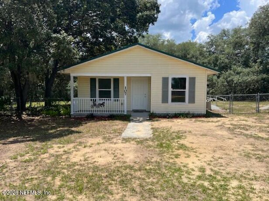 107 MILTON Avenue, Interlachen, FL 32148