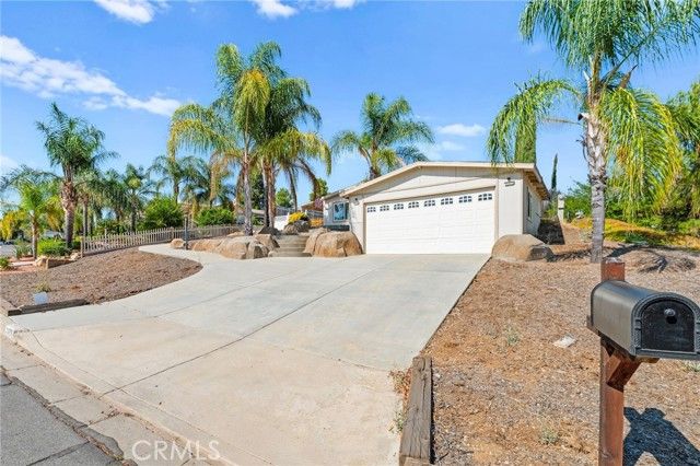 33653 Windmill Road, Wildomar, CA 92595