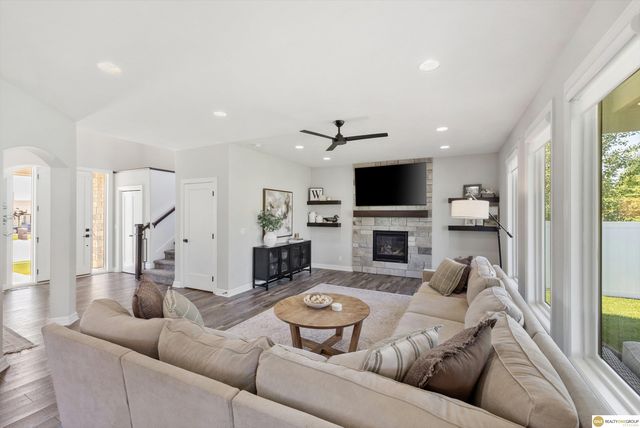 3778 N 192 Terrace, Elkhorn, NE 68022