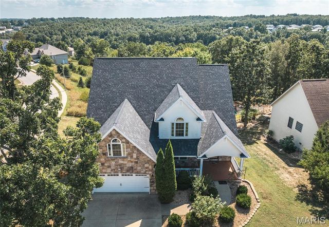 100 Walnut Court, St Robert, MO 65584