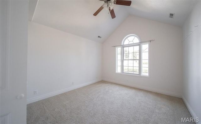 100 Walnut Court, St Robert, MO 65584