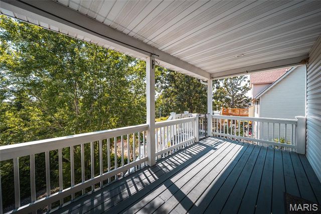 100 Walnut Court, St Robert, MO 65584