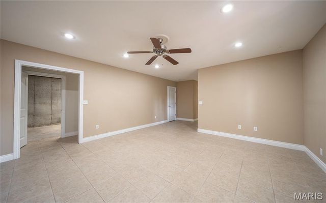 100 Walnut Court, St Robert, MO 65584