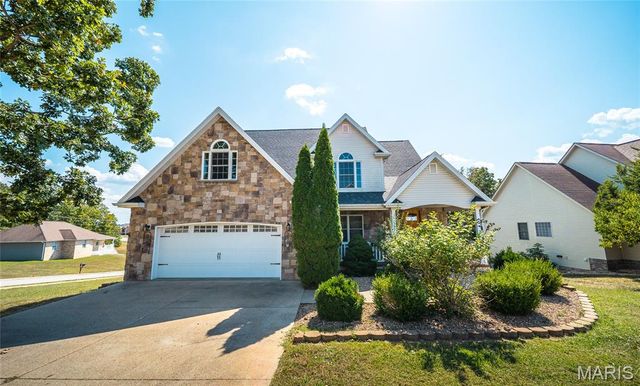 100 Walnut Court, St Robert, MO 65584