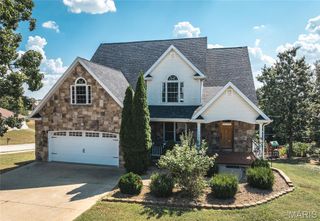 100 Walnut Court, St Robert, MO 65584