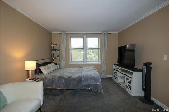 485 Bronx River Road B35, Yonkers, NY 10704