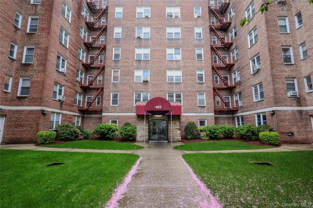 485 Bronx River Road B35, Yonkers, NY 10704
