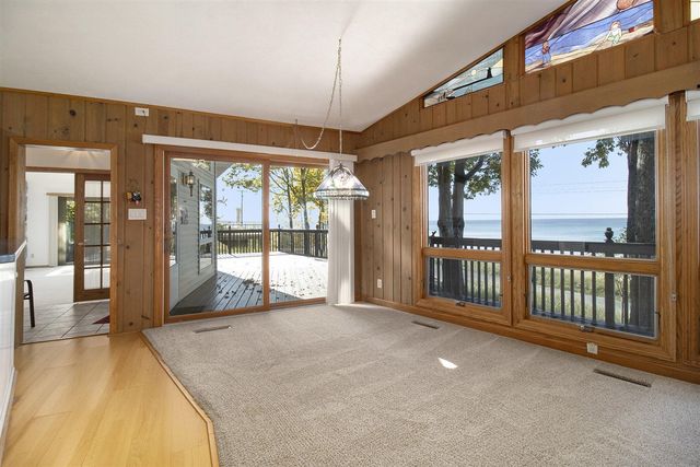 7320 Montgomery Boulevard, Pentwater, MI 49449