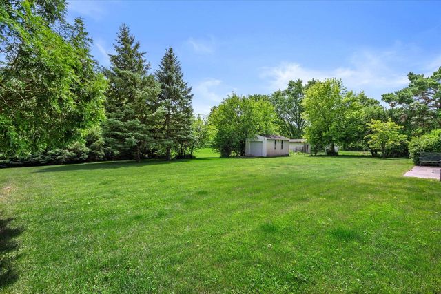 N64W14161 Lincoln LANE, Menomonee Falls, WI 53051