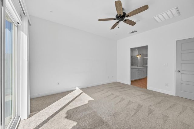 6591 E Liberty Avenue, Fresno, CA 93727