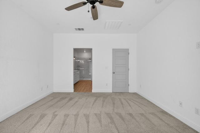 6591 E Liberty Avenue, Fresno, CA 93727