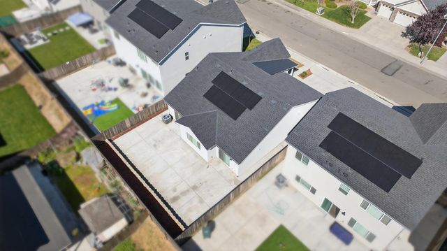 6591 E Liberty Avenue, Fresno, CA 93727