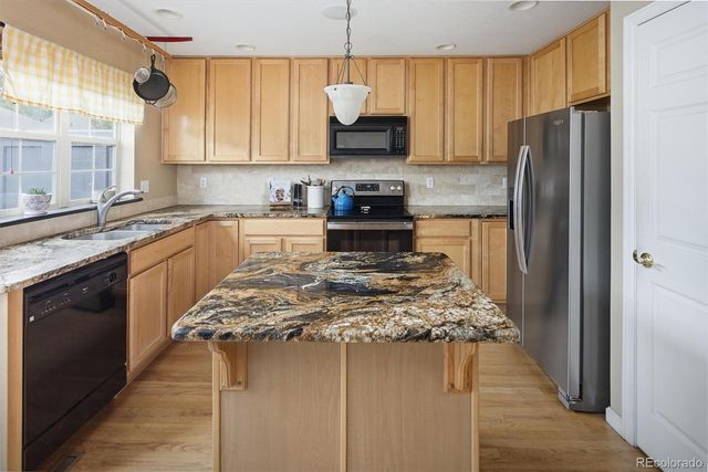 8280 E 29th Avenue, Denver, CO 80238