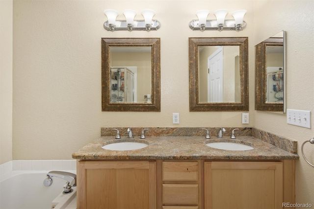 8280 E 29th Avenue, Denver, CO 80238