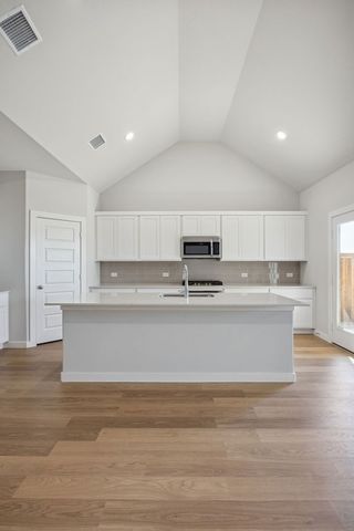 10601 Blakley Creek Road, Fort Worth, TX 76126