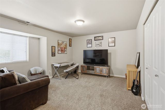 291 NE Tronson Circle, Bremerton, WA 98311